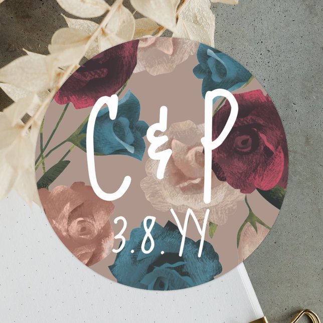 Autocollant de cadeau de mariage vert cyan et bord (Wedding Sticker Couple's Initials Date, Botanical Beige Burgundy Teal Roses Monogram Envelope Seal)