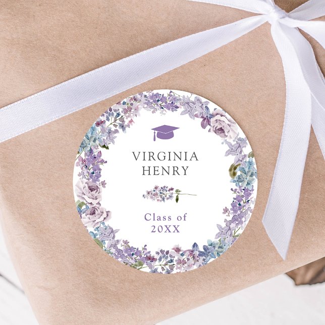 Autocollant de diplômé floral violet (Purple Floral Graduate Sticker by Painted Paperie
)