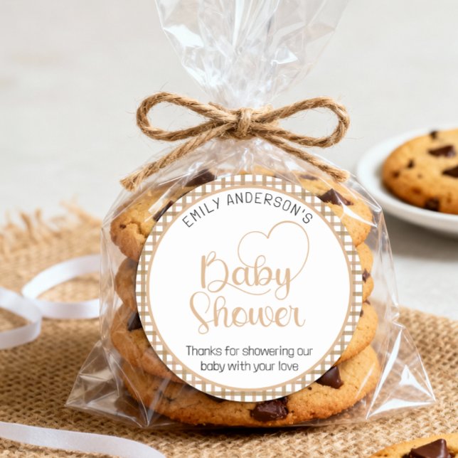 Autocollant de faveur de Baby Shower Taupe Gingham (Baby Shower Favor Sticker)