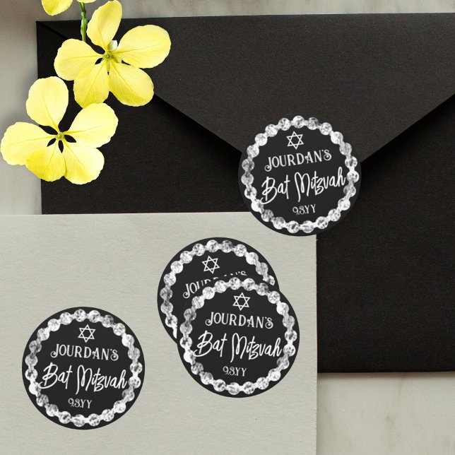 Autocollant de faveur de parti noir et blanc avec  (black and white party favor stickers, round bat mitzvah envelope seals and labels)