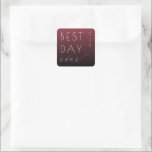 Autocollant de mariage moderne bordeaux célébratif<br><div class="desc">Cet autocollant de mariage présente un design moderne et minimaliste avec un fond dégradé passant du marron profond au noir. La phrase "BEST DAY ever" est affichée bien en vue en lettres majuscules grasses sans empattement, associées à une élégante écriture cursive pour le mot "ever", créant un contraste saisissant sur...</div>