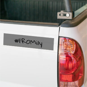 Autocollant De Voiture #FROMily de Korman Productions Podcast