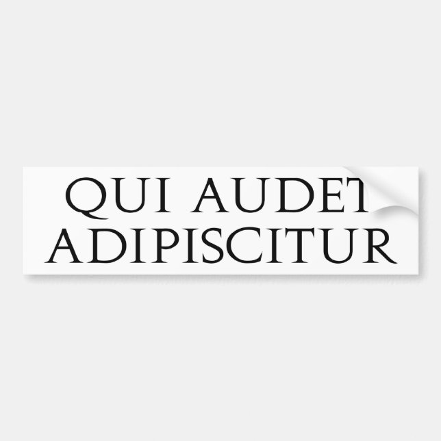 Autocollant De Voiture Qui Audet Adipiscitur (Devant)