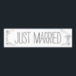 Autocollant De Voiture Rustic Just Married bumper sticker<br><div class="desc">Beau mariage floral "Juste marié" autocollant pare-chocs personnalisé! Le texte est modifiable.</div>