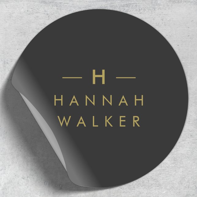 Autocollant Rond Monogrammé | Étiquettes de Cachet (Modern gold & black monogram sticker by Guava - elegant, minimalist, and customizable.)