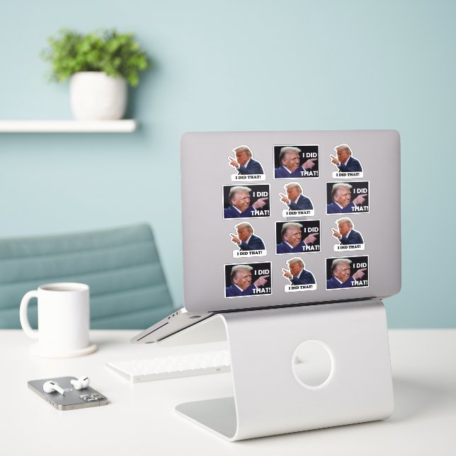 Autocollant Trump l'a fait 12 (Ordinateur portable sur le bureau)