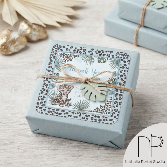 Autocollants Merci Imprimé Léopard Bleu (hand-drawn baby leopard boy cub, jungle leaves, and blue florals for safari favor labels)