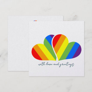 avec des cartes cœurs arc-en-ciel et amour