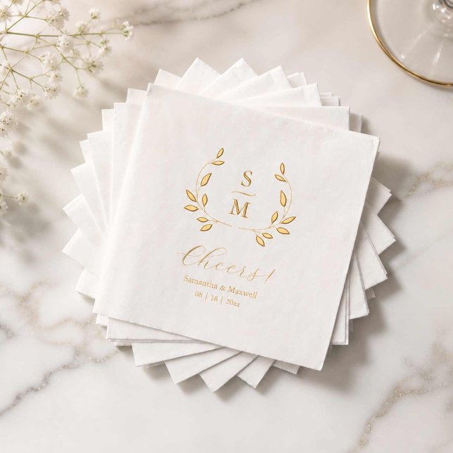 Avec Dorure Serviettes de mariage à monogramme en feuilles de  (Wedding monogrammed cocktail napkins with gold foil leaves and lettering)
