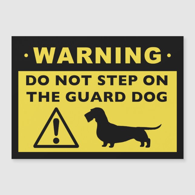 Avertissement de chien de garde teckel à poil dur  (Devant)