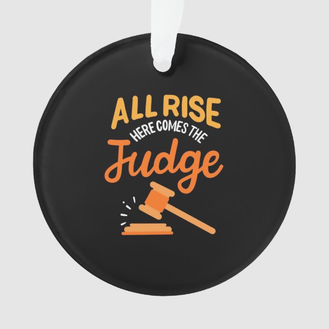 Avocat Debout Voici Le Juge (devant)