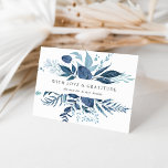 Azur sauvage | Aquarelle Merci botanique<br><div class="desc">Conçues pour coordonner avec notre collection de mariages Wild Azure, ces cartes de remerciement chic hivernales présentent une bordure supérieure et inférieure de feuillage aquarelle dans des tons bleus glacés. Ajoutez deux lignes de texte personnalisé dans un élégant lettrage off-black (nous l'aimons avec "avec amour et gratitude" et vos noms),...</div>