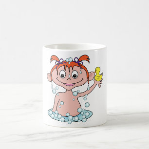 Baby Girl Dans Une Baignoire Mug