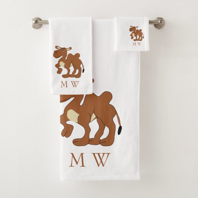 Bactrian Camel Design Monogrammed (En situation)