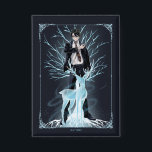 Badge Anime HARRY POTTER™ Stag Patronus<br><div class="desc">Cette illustration de style anime capture un moment fort de Harry Potter, l'emblématique sorcier, qui a su invoquer son charme Patronus. Avec une posture confiante, Harry brandit sa baguette pour évoquer un cerf majestueux et brillant, symbole de sa protection et de sa force. L'oeuvre est placée contre un arrière -...</div>