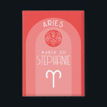 Badge Aries personnalisé Anniversaire Zodiac - Photo Des<br><div class="desc">Personnalisez ce bouton avec une date de naissance et un nom. Un design personnalisé avec le signe zodiaque - Aries - plus traits de personnalité, information et constellation. Une combinaison de couleur rouge et orange enflammée et énergique - associée à Aries est le design principal derrière tous les détails du...</div>