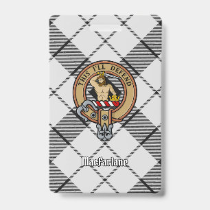 Badge Armoiries du clan MacFarlane sur tartan noir et bl