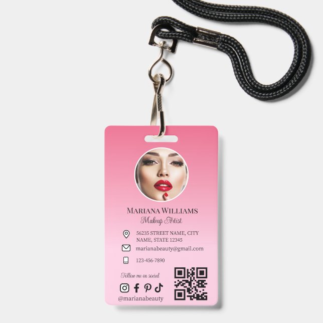 Badge artiste de maquillage code QR photo rose petite en (Avant avec lanière)