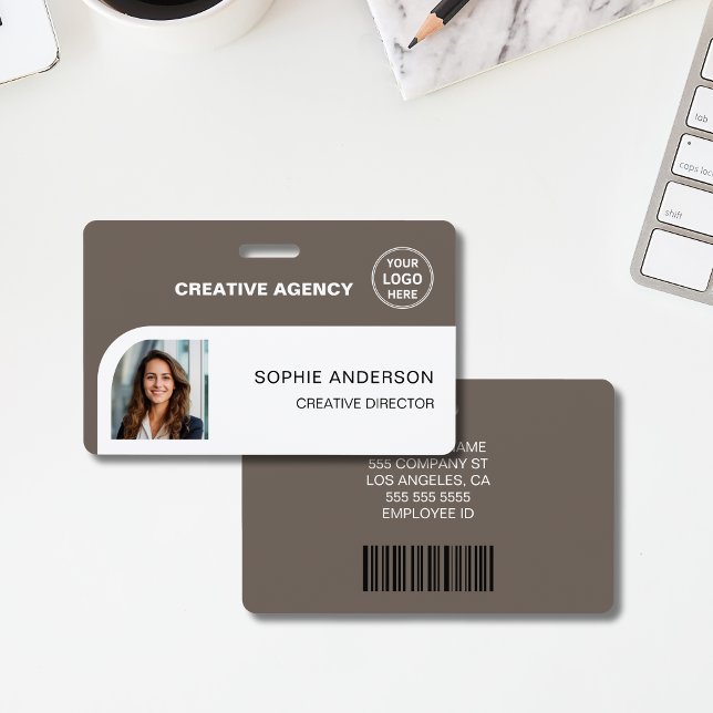 Badge Bar Code de Nom d'Employé de Personnel de Logo Per (Modern Custom Logo Bar Code Employee Staff Name Badge)