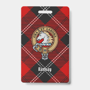 Badge Blason du clan Ramsay sur tartan rouge