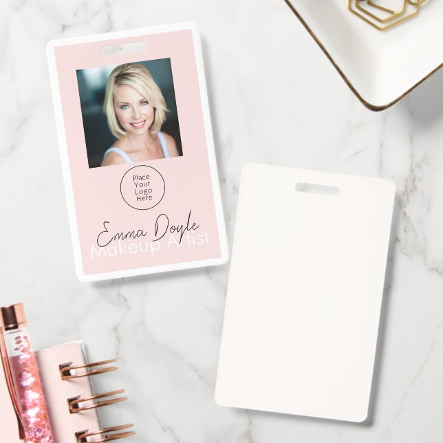 Badge  Blush Pink Hair, Makeup & Beauty Studio Branding  (Bureau)