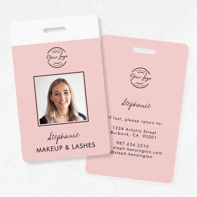 Badge Blush Pink Script Logo Employee ID Photo Makeup (Créateur téléchargé)