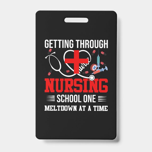 Badge Cadeau d'infirmière | Survivre à l'école d'infirmi (Avant)