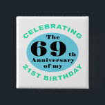 Badge Carré 5 Cm 90e Humour d'anniversaire<br><div class="desc">Une idée-cadeau hilarante de gag d'anniversaire qui célèbre l'anniversaire de la jeunesse.</div>