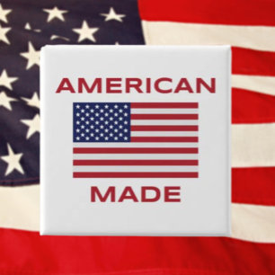 Badge Carré 5 Cm American Made Button - Fière d'être née aux Etats-