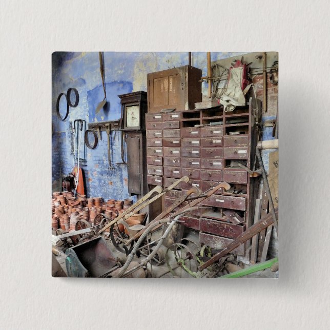 BADGE CARRÉ 5 CM ANGLETERRE VICTORIENNE (Devant)