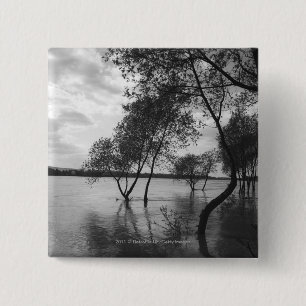 Badge Carré 5 Cm Arbres dans le lac