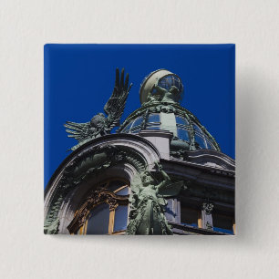 Badge Carré 5 Cm Bâtiment Singer, détail