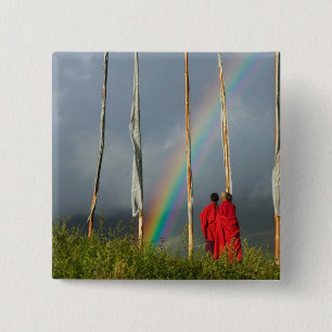 Badge Carré 5 Cm Bhoutan, village de Gangtey, arc en ciel sur deux