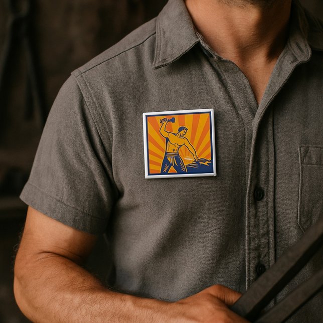 Badge Carré 5 Cm Blacksmith Hammering Retro Strongman Labor (Créateur téléchargé)