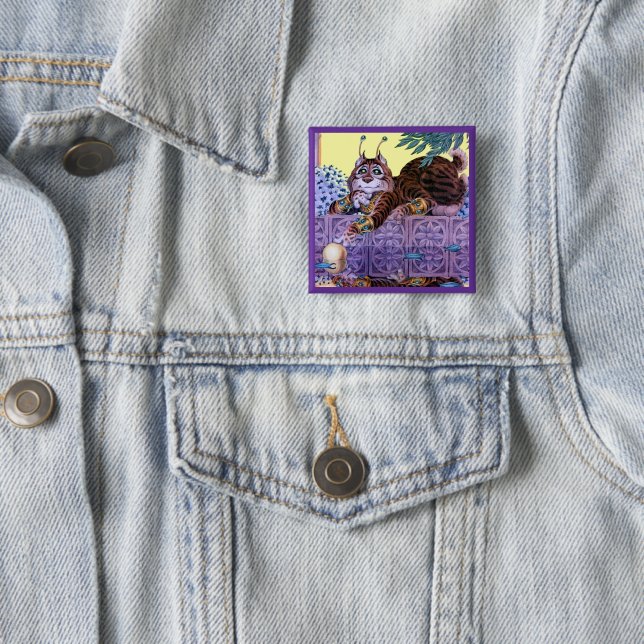 Badge Carré 5 Cm Bouton Alien Kitty (En situation)