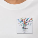 Badge Carré 5 Cm Bouton Balise Nom personnalisé de l'arbre de famil<br><div class="desc">Cette étiquette de famille de réunion est décorée d'un arbre généalogique en mosaïque colorée. Facile à personnaliser avec votre nom de famille. Utilisez l'option Personnaliser supplémentaire pour modifier la taille, le style ou la couleur du texte si vous le souhaitez. Fera un grand souvenir après l'événement. Parce que nous créons...</div>