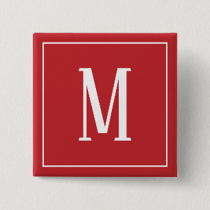 Badge Carré 5 Cm Bouton carré blanc sur fond rouge foncé avec monog