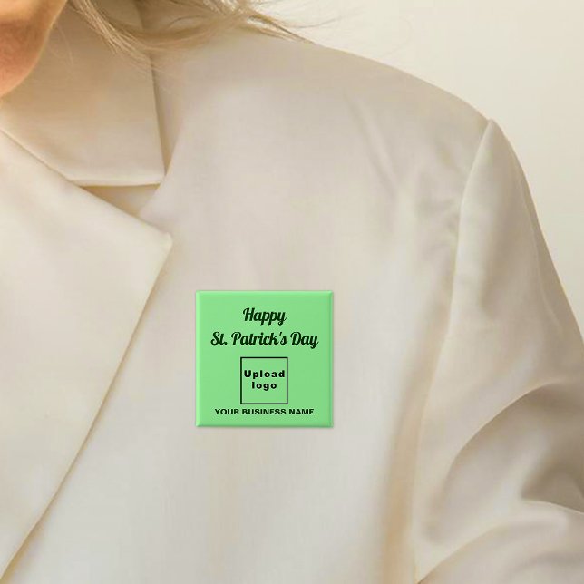 Badge Carré 5 Cm Bouton Carré vert clair St. Patrick (Business name and logo with Happy Saint Patrick's Day greeting on light green square button.)