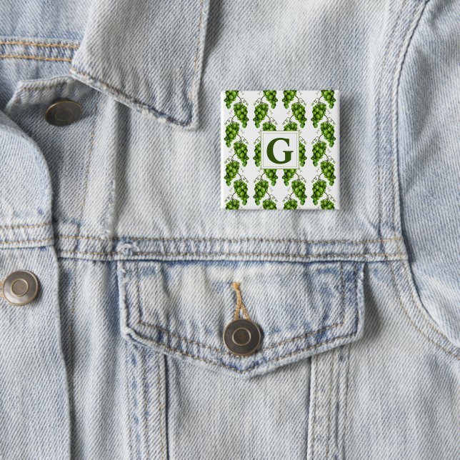Badge Carré 5 Cm Bouton Raisins verts (En situation)