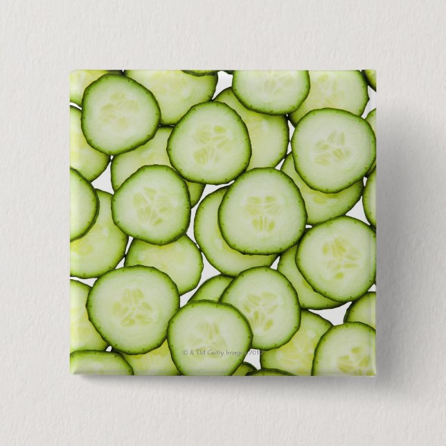 Badge Carré 5 Cm Cadre complet de concombre tranché, sur blanc (Devant)