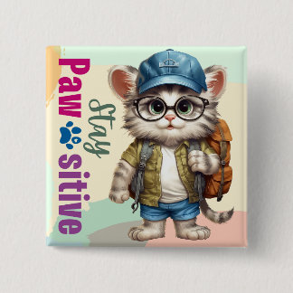 Badge Carré 5 Cm Chat restez positif portant un sac à dos