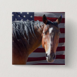 Badge Carré 5 Cm Cheval américain et drapeau quarts - patriotiques