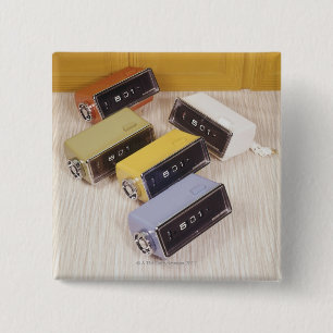 Badge Carré 5 Cm Cinq horloges