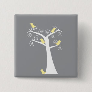 Badge Carré 5 Cm Cinq oiseaux jaunes dans un arbre, jolie nature