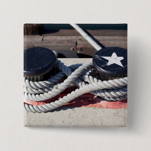 Badge Carré 5 Cm Corde attachée à deux bornes (Devant)