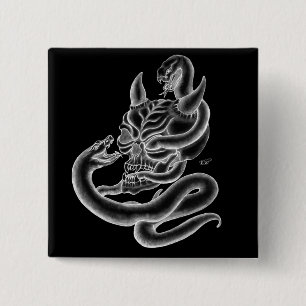 Badge Carré 5 Cm Crâne - têtes de diable avec serpent