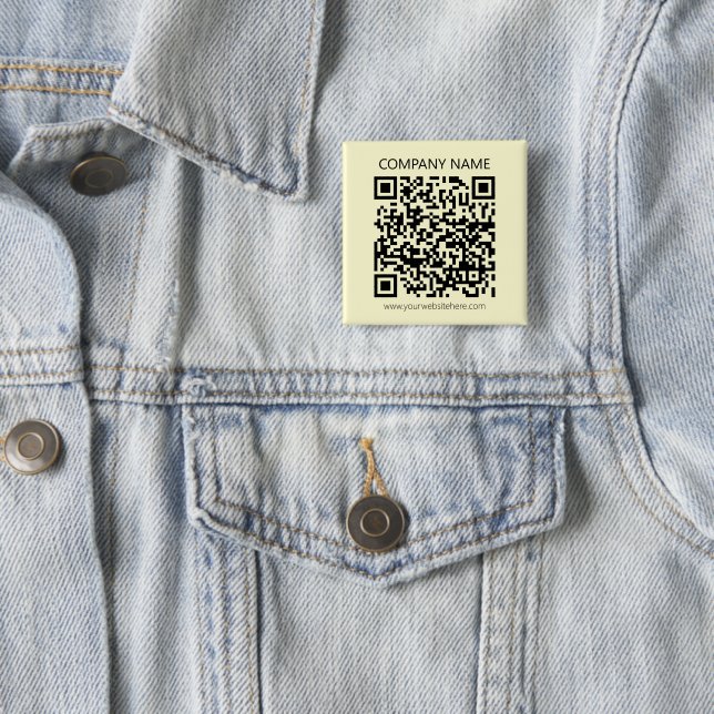 Badge Carré 5 Cm Créer un code QR | Jaune pâle (En situation)
