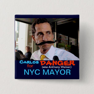 Badge Carré 5 Cm Danger de Carlos (aka Anthony Weiner)