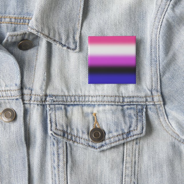 Badge Carré 5 Cm Drapeau de fierté fluide de genre à dégradé – Drap (En situation)