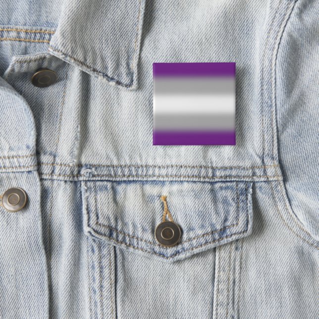 Badge Carré 5 Cm Drapeau Gradient Greysexué Pride - Drapeau Greysex (En situation)